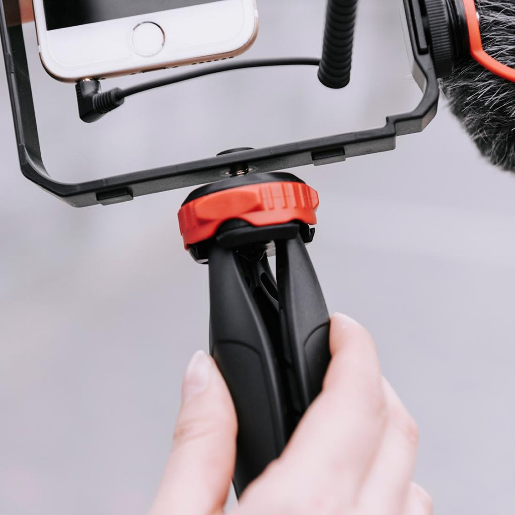NNEIDS Vlogging Live Broadcast Led Selfie Light Video Rig With Smartphone Handle And Tripod